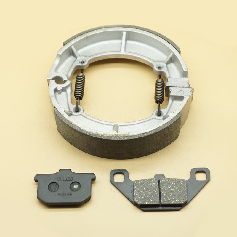 Kit de plaquettes de frein ava - Brake Pad Set avis et prix
